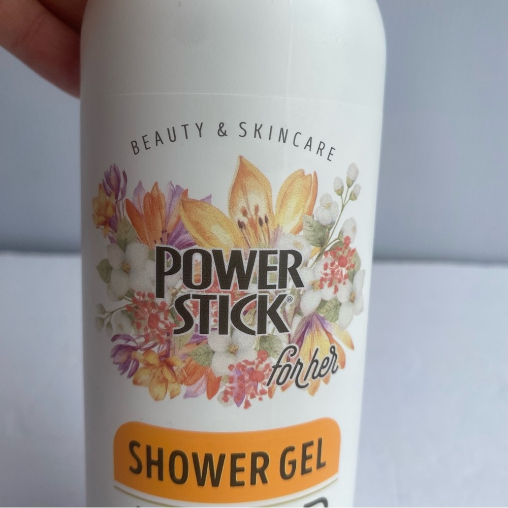 Amber Rouge Shower Gel - Picture 3 of 7